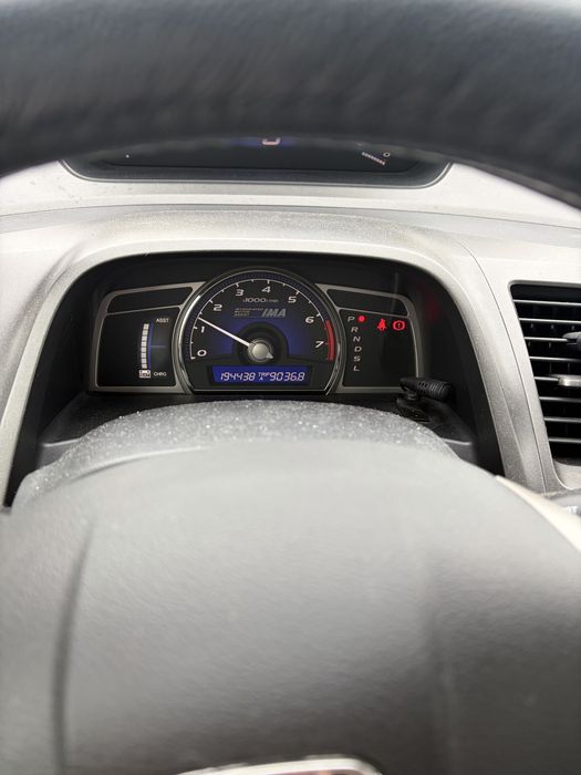 Продам honda civic 2009 гибрид