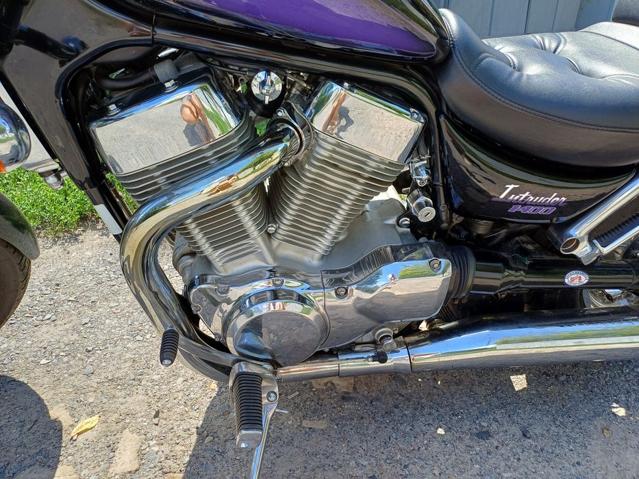 Мотоцикл круізер Suzuki Intruder 1400