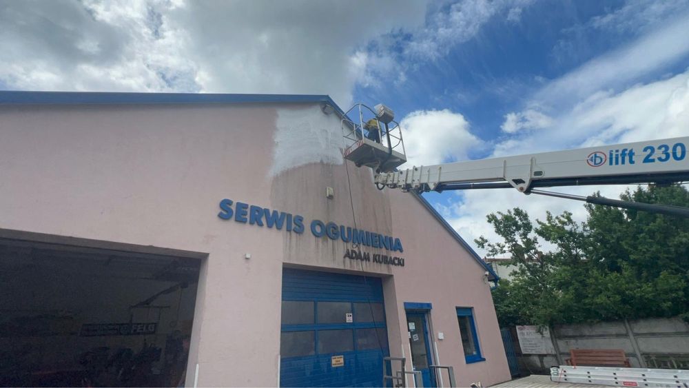 Mycie ciśnieniowe elewacji, kostki brukowej, dachów.