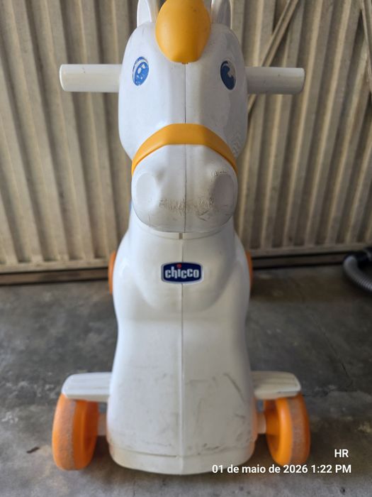 Cavalo baloiça chicco