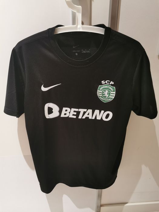 Sporting Camisola Alternativa 24/25 (Tamanho M)