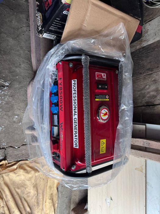бензиновий генератор WALTER STAHL, модель FY8500W