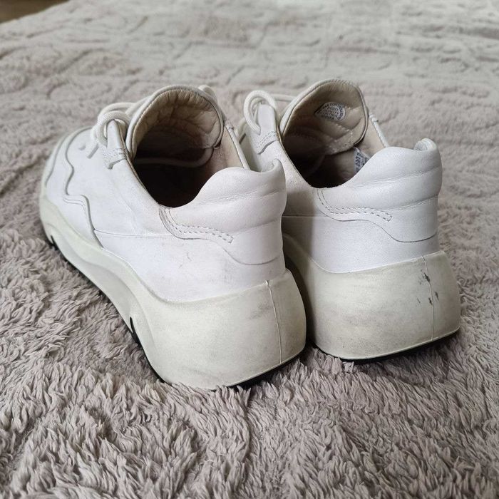 Кросівки кожані білі ECCO CHUNKY SNEAKER розмір 38