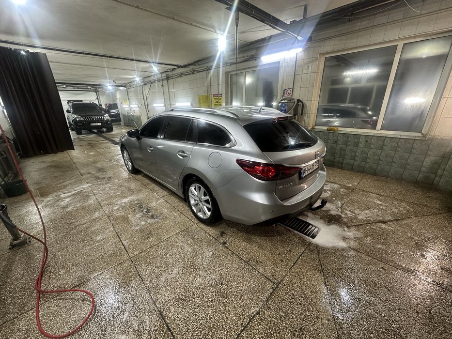 Продам Mazda 6 gj 2012 год.