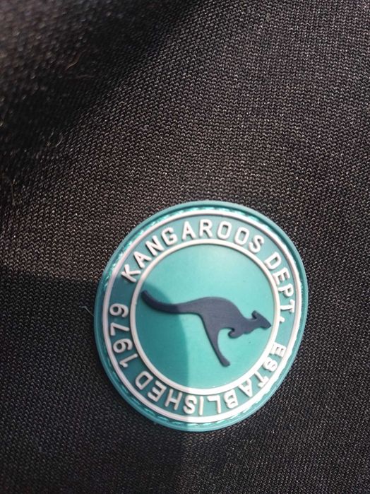 Kurtka z kapturem Kanga Roos roz. 42