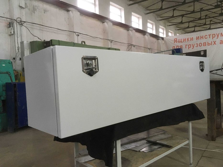 Інструментальний ящик для напівпричепів Tir-Box