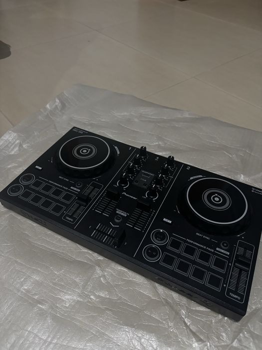 Controladora Pioneer ddj-200