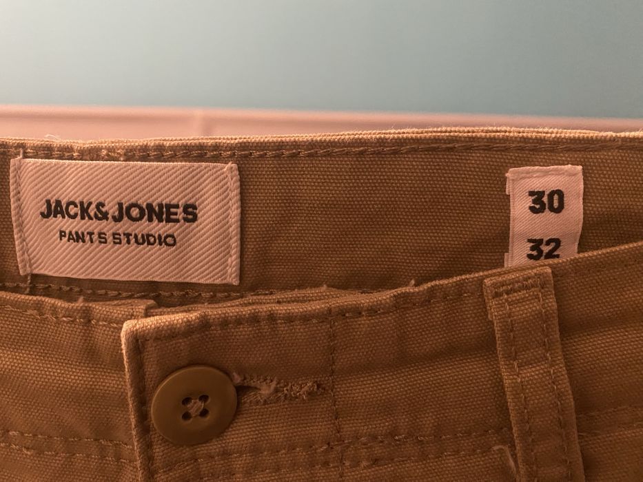 Calça cargo com ajustador nos pés, otima qualidade