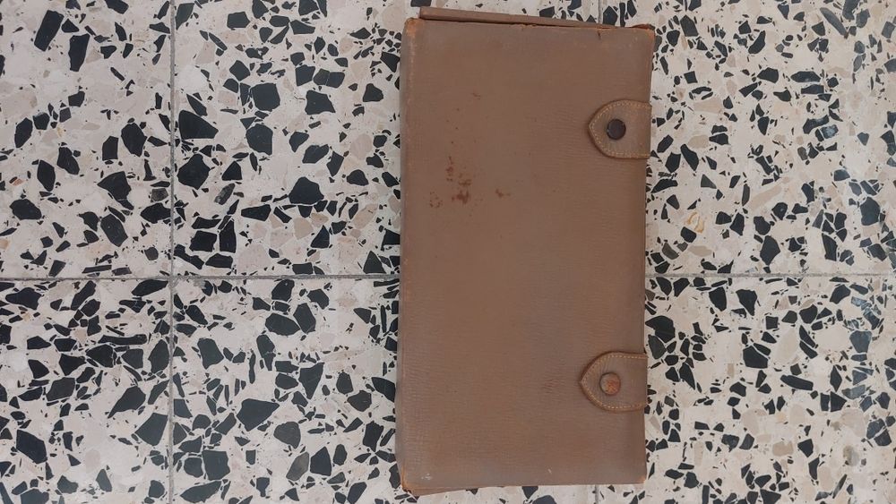 Estojo de barbear portátil