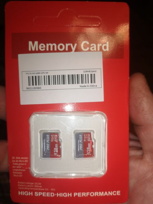 Карта памяти маленькая