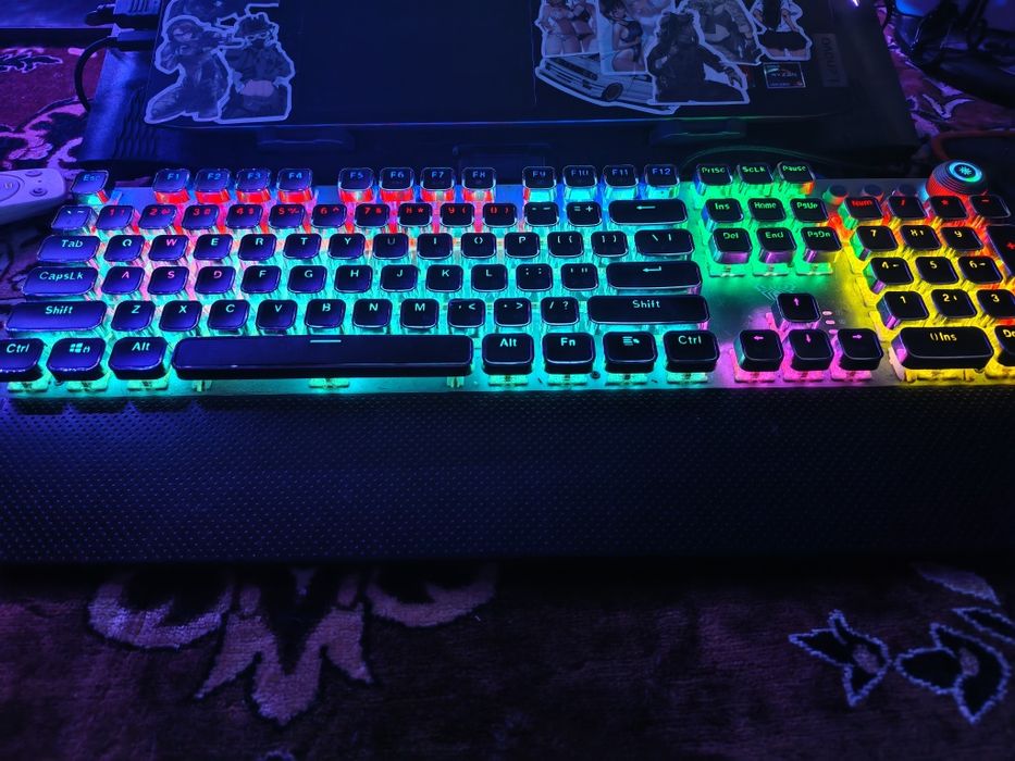 Продам клавиатуру AULA FIRESHOCK V5