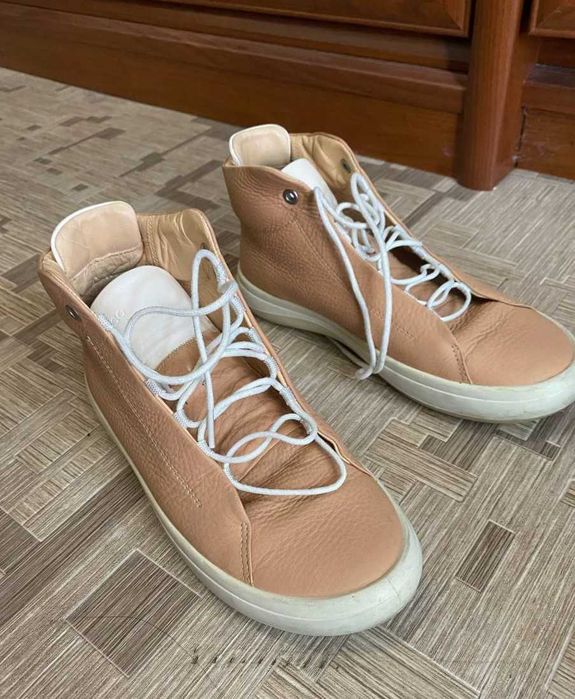 Жіночі шкіряні кеди ЕССО (37 розмір)