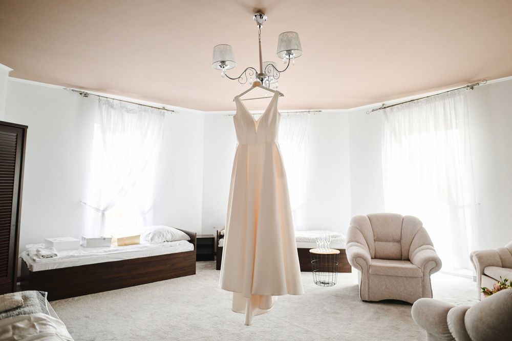 Piękna suknia ślubna Ariamo Bridal