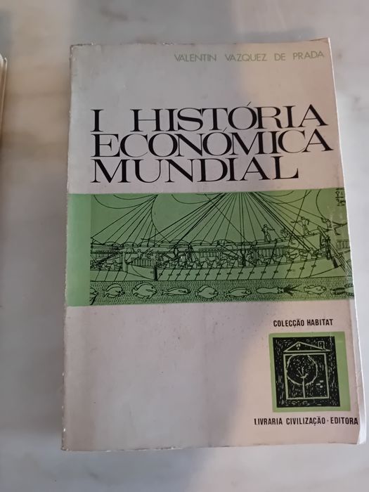Conjunto de 2 Livros História Económica Mundial