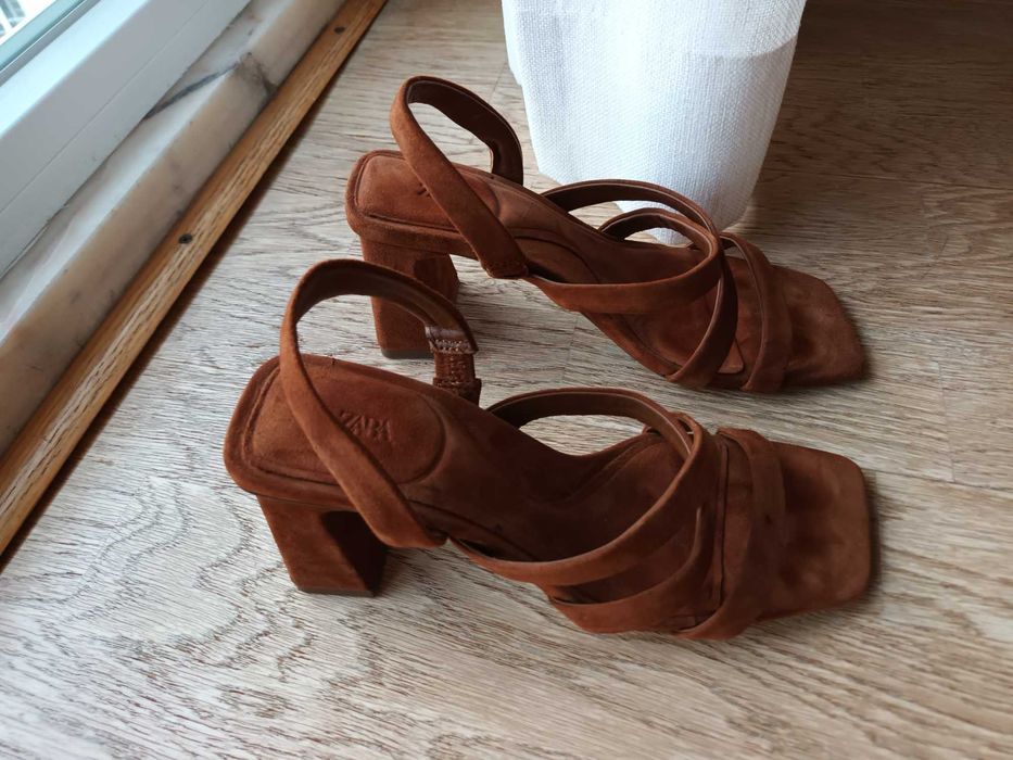 Conjunto de sandálias 36