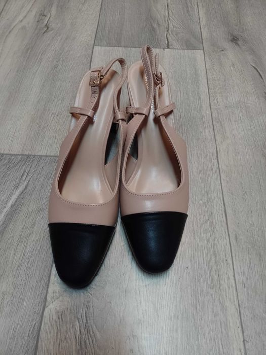 (40) Beżowo - Czarne czółenka wieczorowe z odkrytą piętą, NOWE