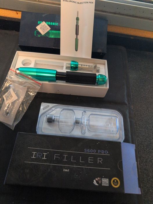 Pen para ampliar os labios com Hyaloron