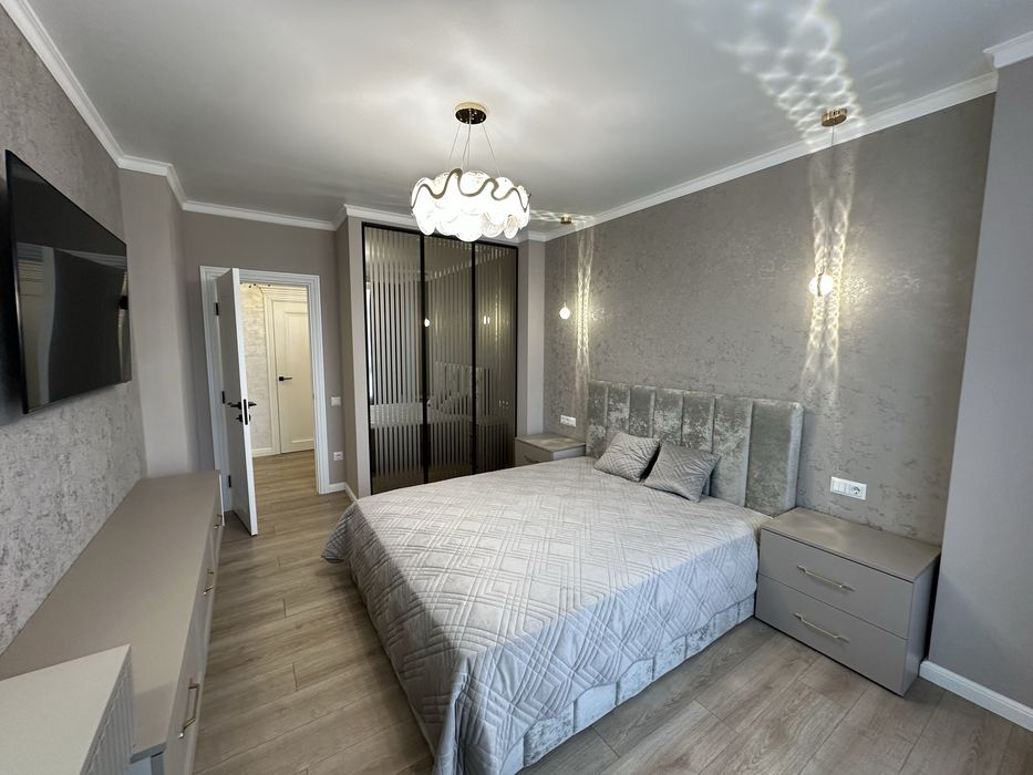 Продам стильну 3 км квартиру ЖК Паркова Алея