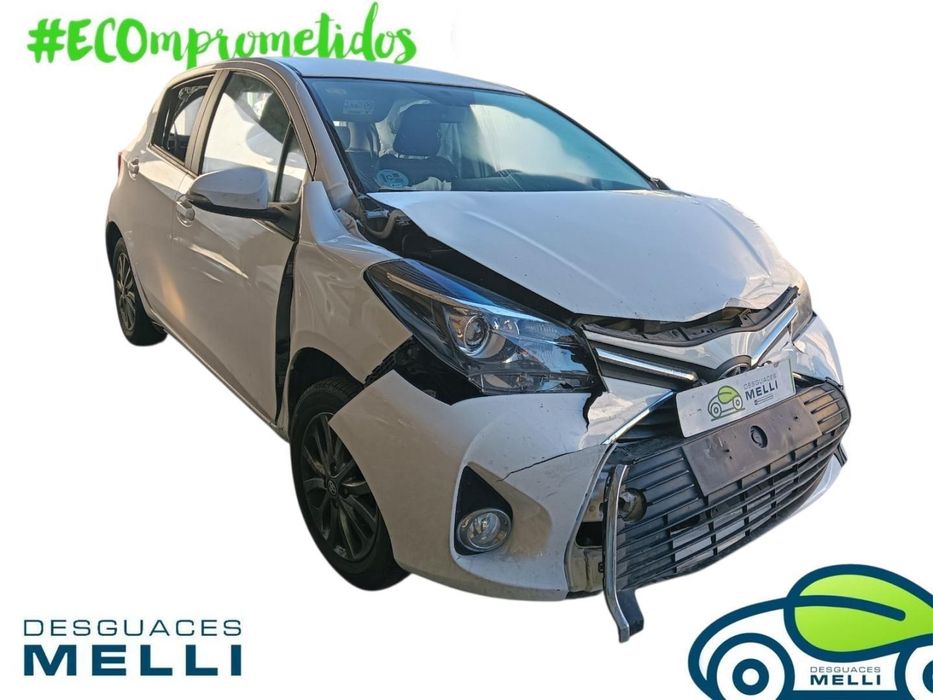 Farolim Traseiro Esquerdo Toyota Yaris