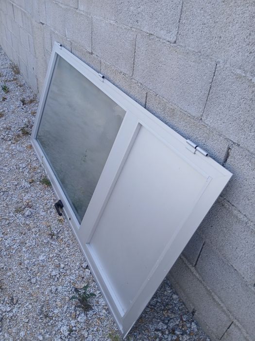 4 Janelas de alumínio vidro simples 1 porta