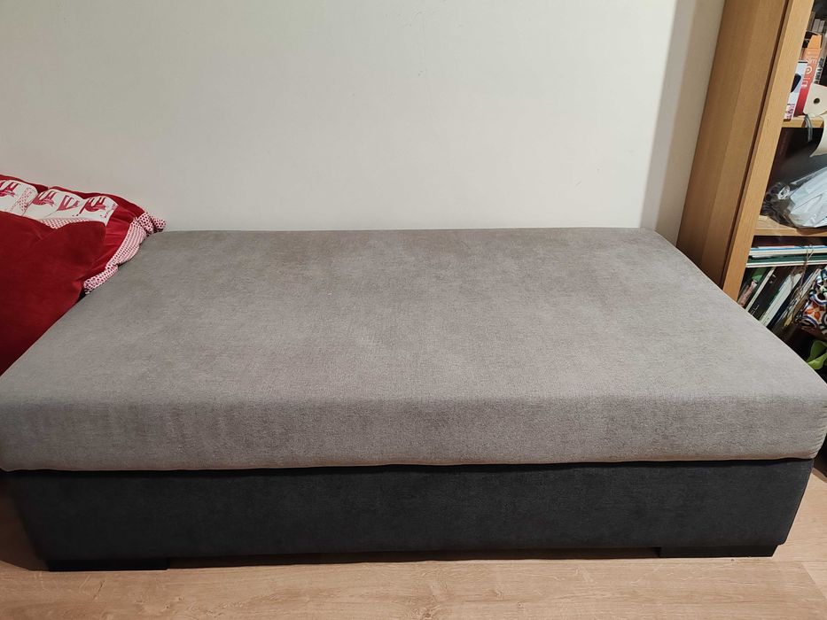 Sofá modular cinza (chaise long/sofá cama) 5 pessoas