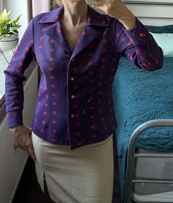 Dom mody Lid w łodzi retro marynarka z czerwonymi guzikami. Unikat