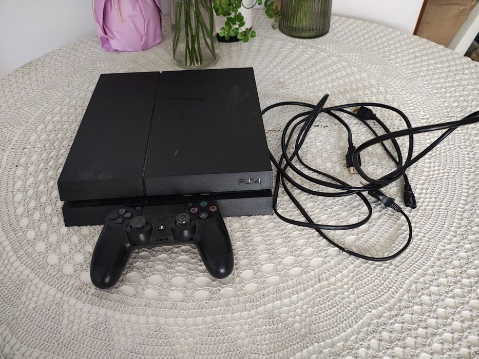 PS4 PlayStation 4