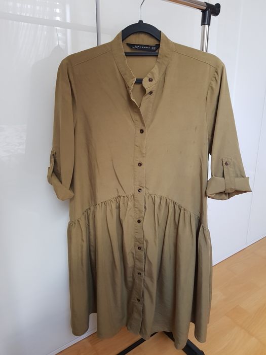 Zara oliwkowa sukienka XS S basic oversize jesienna khaki rozkloszowana fajny materiał codzienna