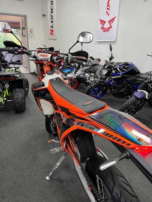 Қыздар мен жігіттердің каммингімен порно