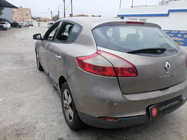 Para Peças Renault Megane Iii Hatchback (Bz0/1_)