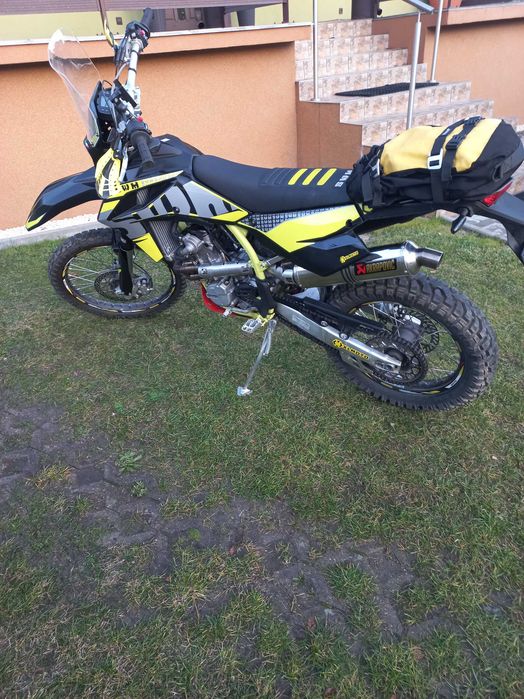 Sprzedam motocykl SWM sr 300r Żarki • OLX.pl