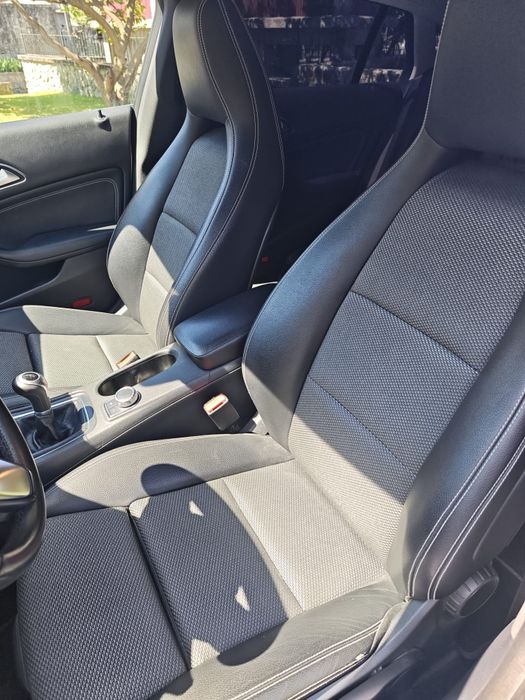 Vendo Mercedes CLA 180D