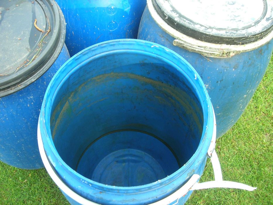 Beczka beczki 120l  plastikowa 100szt
