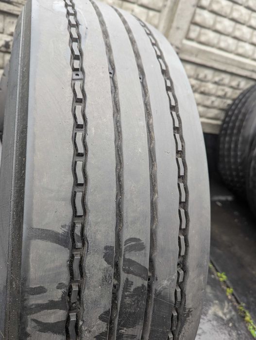295/80R22.5 Michelin X Coach Z przód