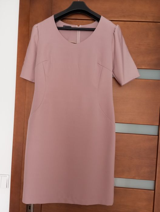 Sprzedam sukienkę nowa