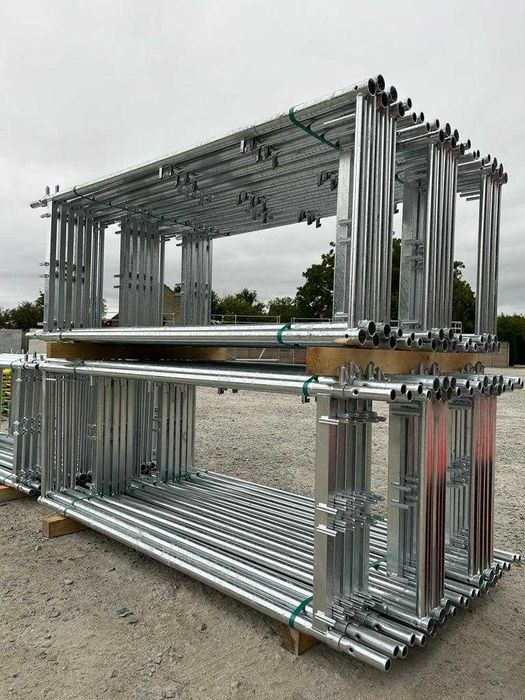Stalowe rusztowanie elewacyjne nowe 8,4 m wys. x 12 m dł. = 100 m2 Plettac najtaniej