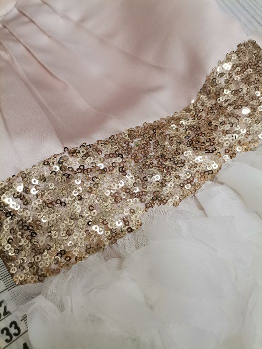 Платье  нарядное