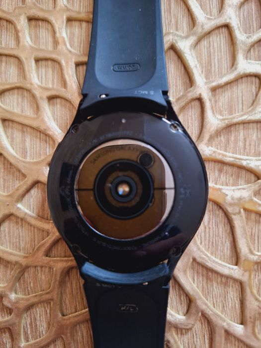 Sprzedam smartwatch - Samsung Galaxy Watch4 Bluetooth (40mm)