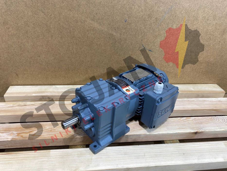 motoreduktor / przekładnia 0,37kW 121obr. 3fazowy SEW