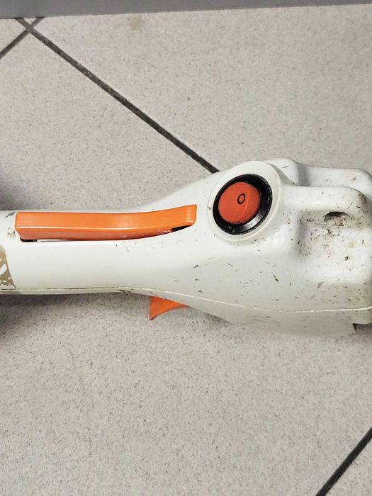 Podkaszarka STIHL FS 50 C-E 0,8 KW 1,1 KM 27,2 CM3