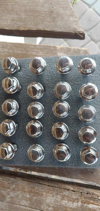 Śruby do felg 12x1.25