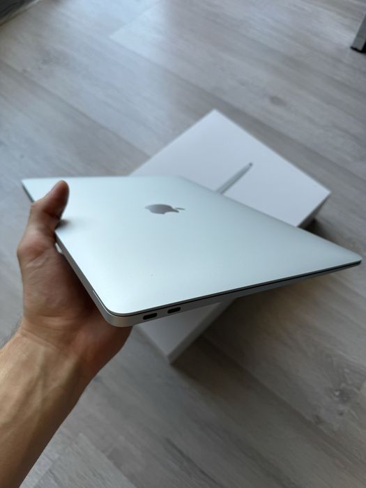 macbook air 13 m1 (2020) офіційний повний комплект
