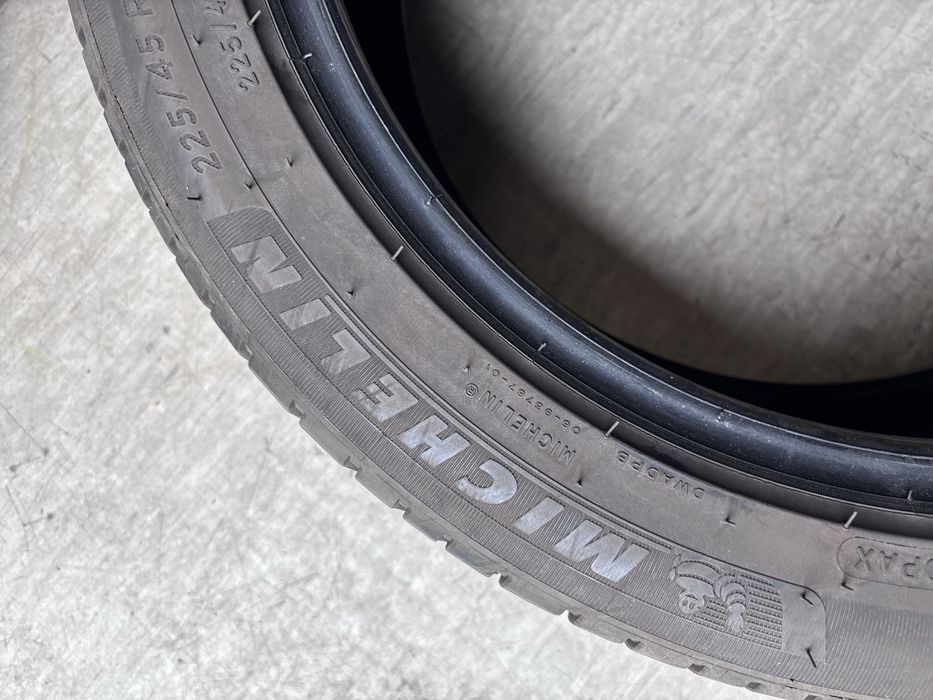 2x Michelin Primacy 4+ 225/45R17 91V 2022rok 5mm