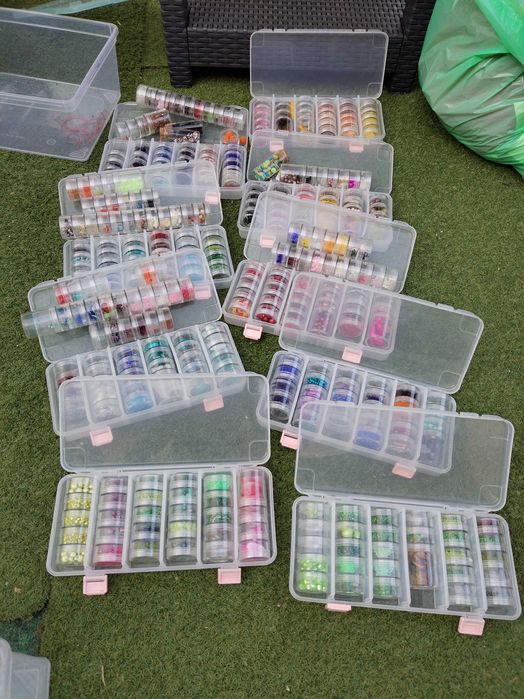 Caixas com missangas