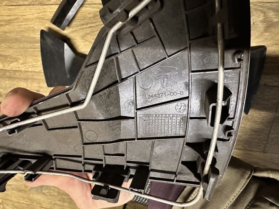 Ковпак колісний Tesla M3 Highland Performance 20”