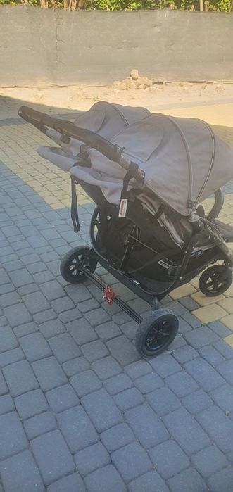 Wózek dziecięcy valcobaby snap duo z jedną gondolą.