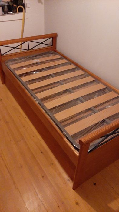 Cama de solteiro com gavetão