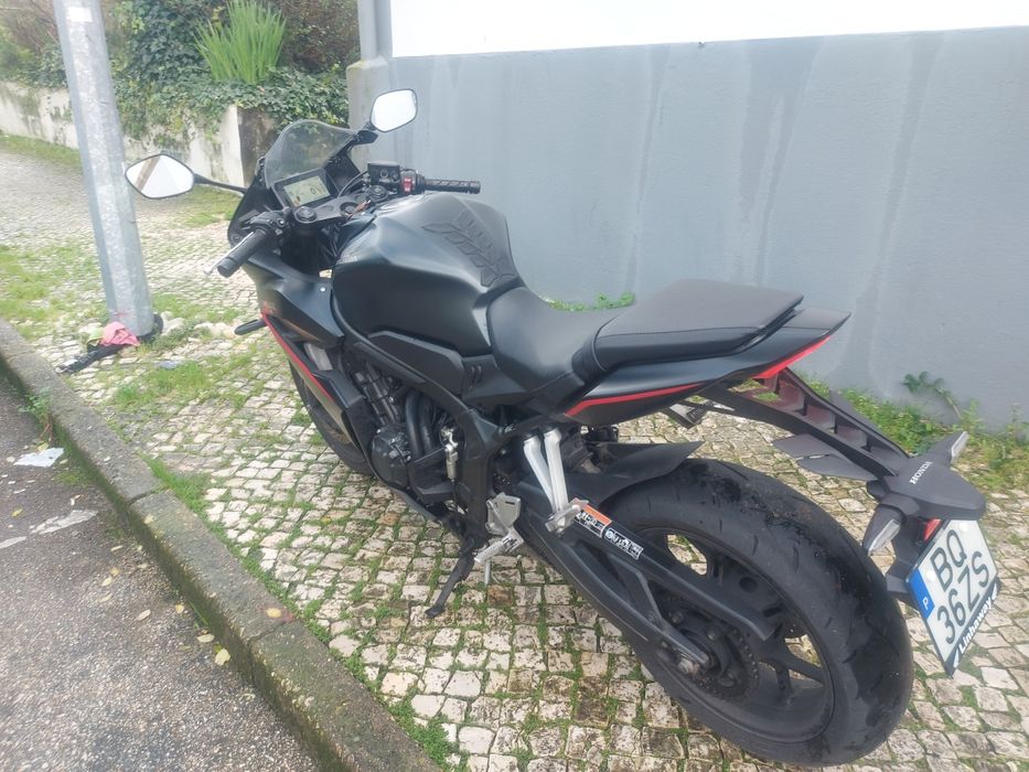 CBR 650 R - Fev 2025