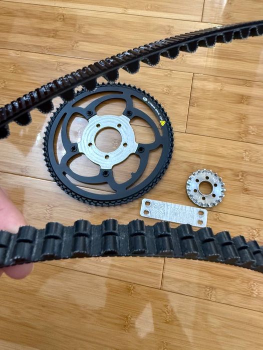 Продам набір ремінного приводу CarbonDrive для SurRon Light Bee X