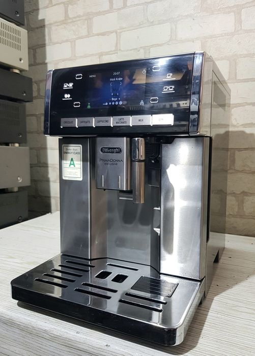 Топ! Кавомашина DeLonghi  PrimaDonna Exclusive,Esam 6900/ 1277 пробіг!